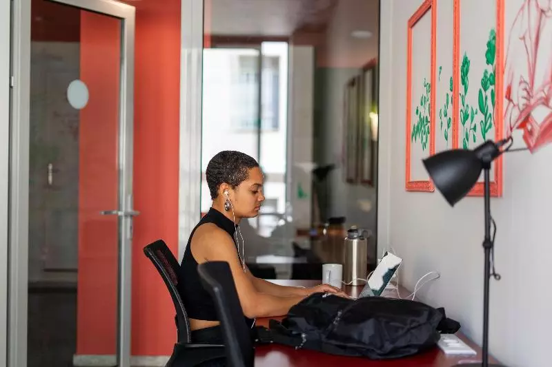 ユースホステル Selina Athens Theatrou