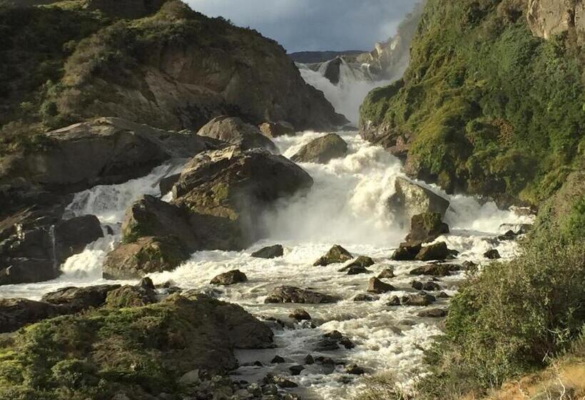 B&b Y Cabañas Cerro Castillo