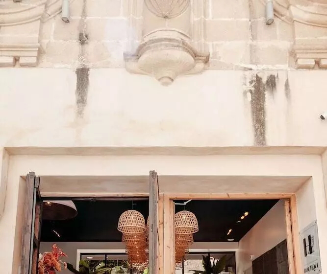 簡易ホテル Astuto Boutique Jerez  Adults Only