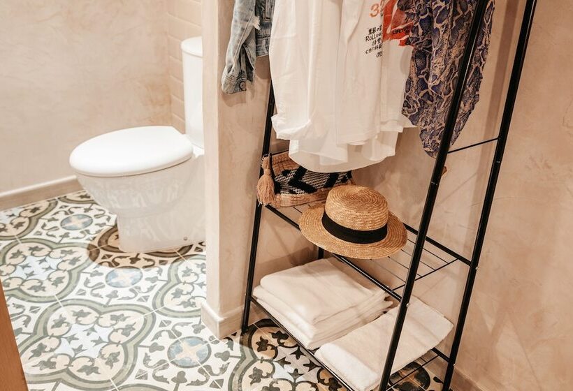 مسافرخانه Astuto Boutique Jerez Adults Only