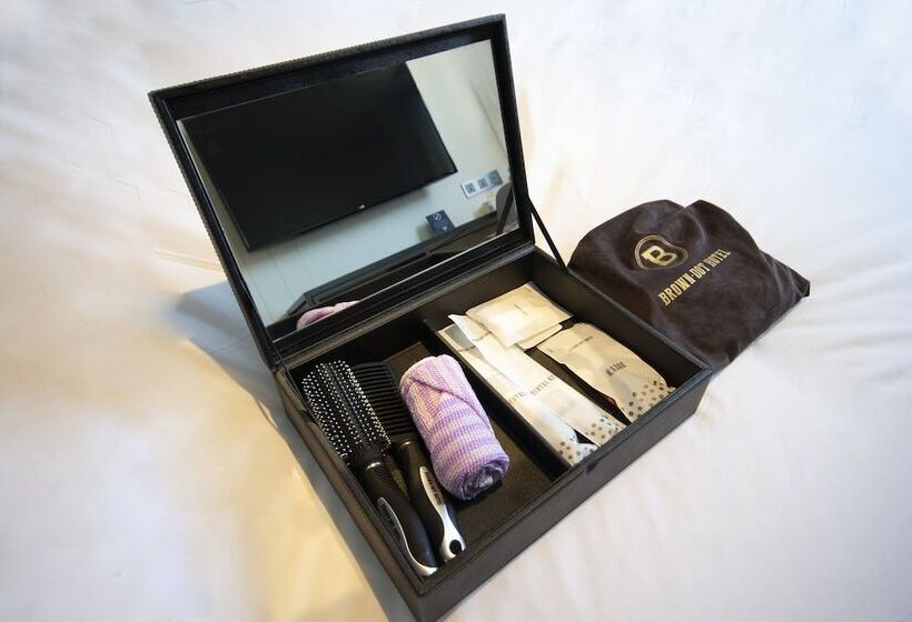 هتل Geoje Okpo Brown Dot