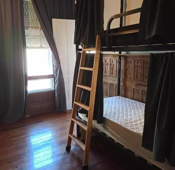 ペンション Albergue Albor