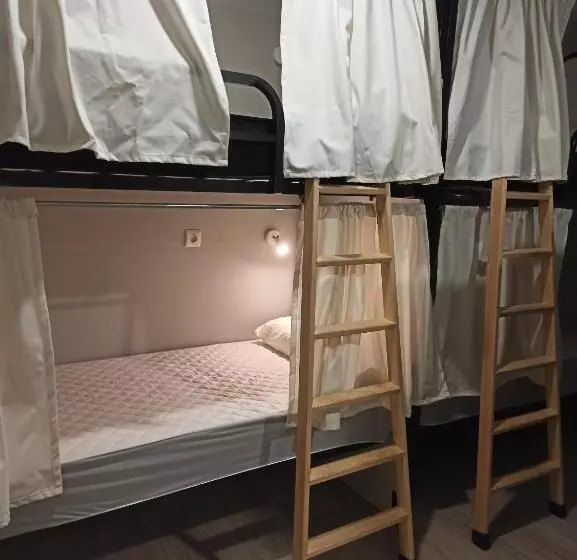 ペンション Albergue Albor