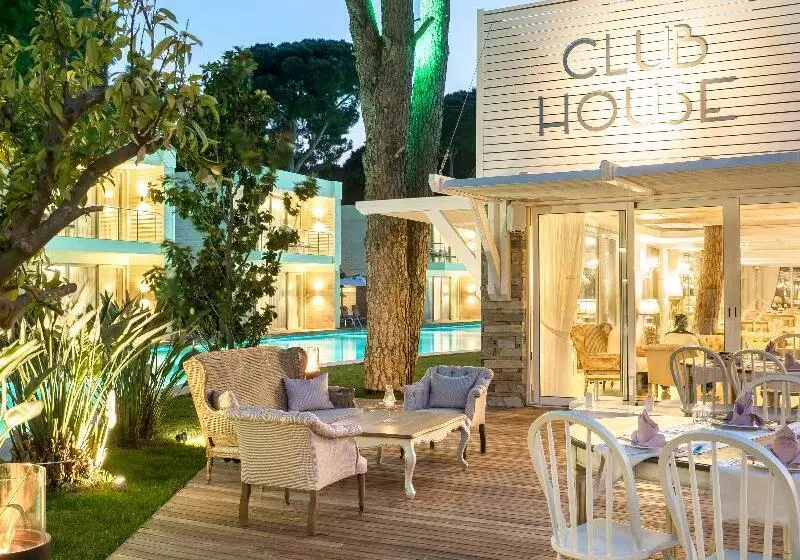 Hotelli Club Prive by Rixos Belek