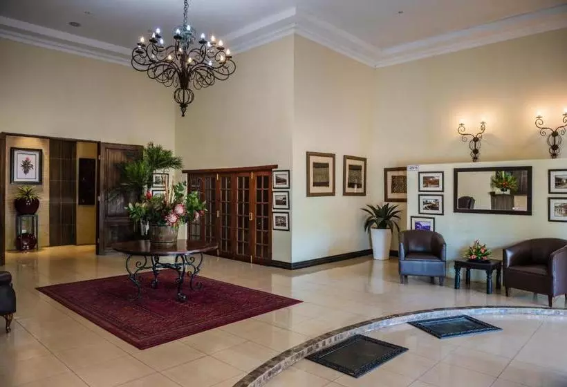 هتل Royal Solwezi