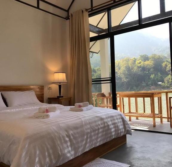 بنسيون Nam Ou View Villa