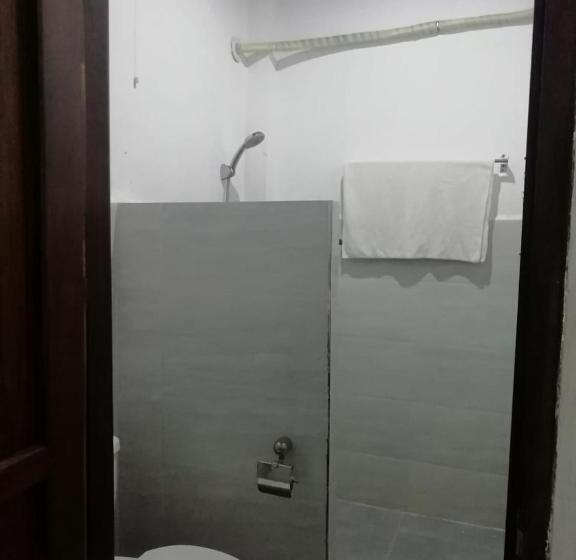 بنسيون Nam Ou View Villa