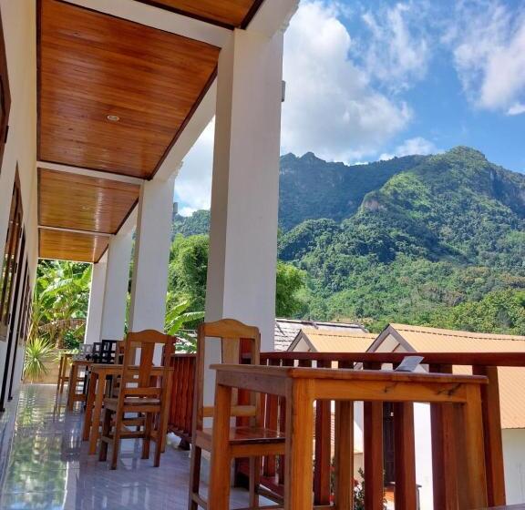 بنسيون Nam Ou View Villa