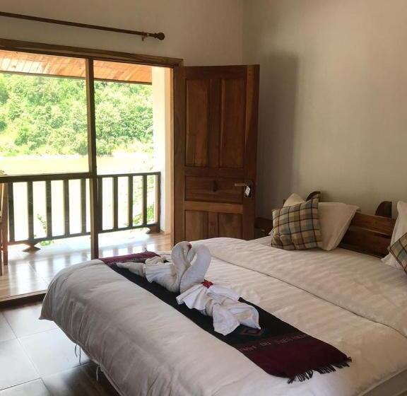 بنسيون Nam Ou View Villa