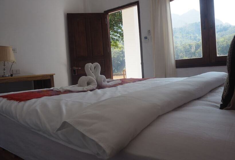 بنسيون Nam Ou View Villa