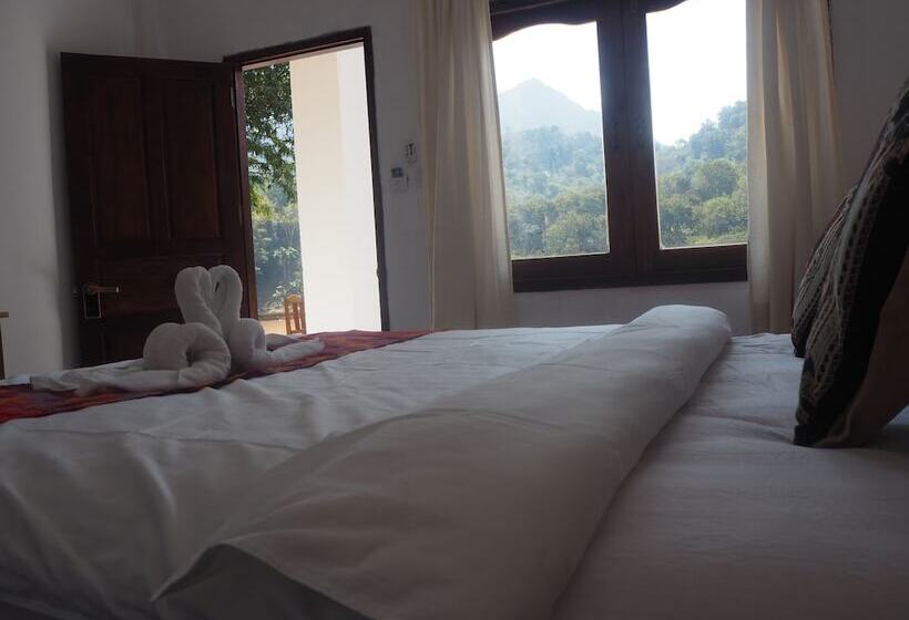 بنسيون Nam Ou View Villa