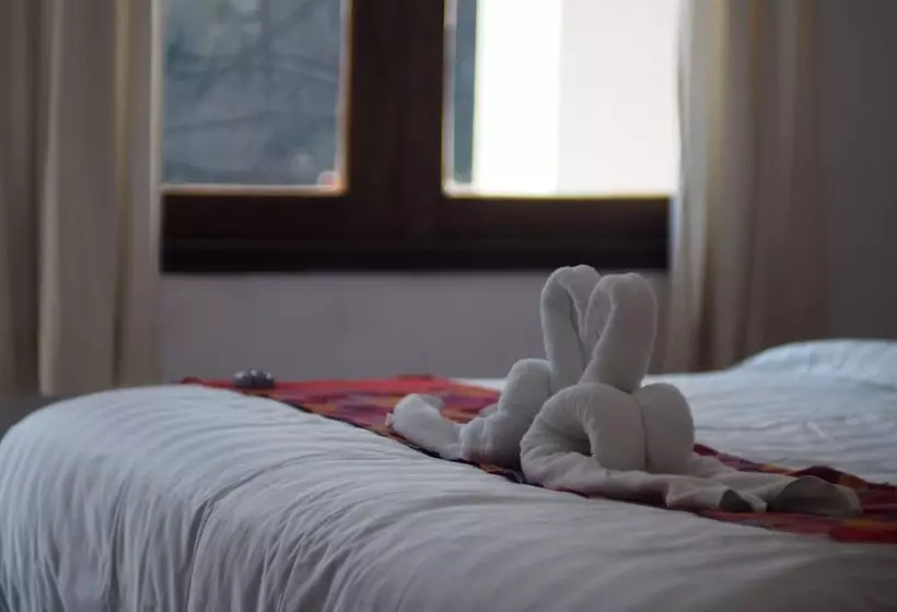 ペンション Nam Ou View Villa