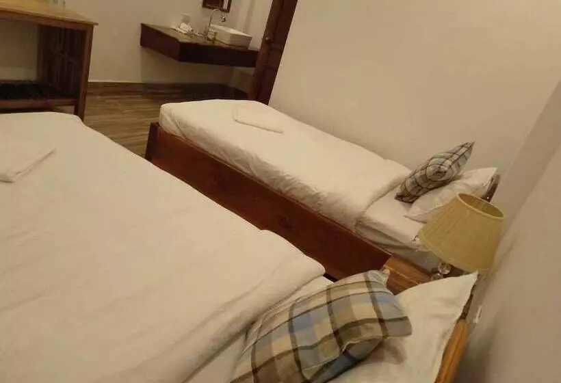 ペンション Nam Ou View Villa