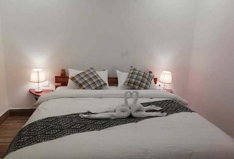 بنسيون Nam Ou View Villa