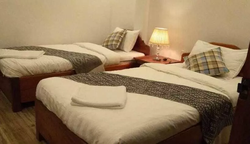 ペンション Nam Ou View Villa