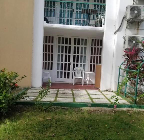 Rosi Ocean Sand Hotel Apt