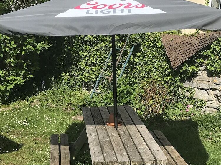 Отель The Old Pound Inn