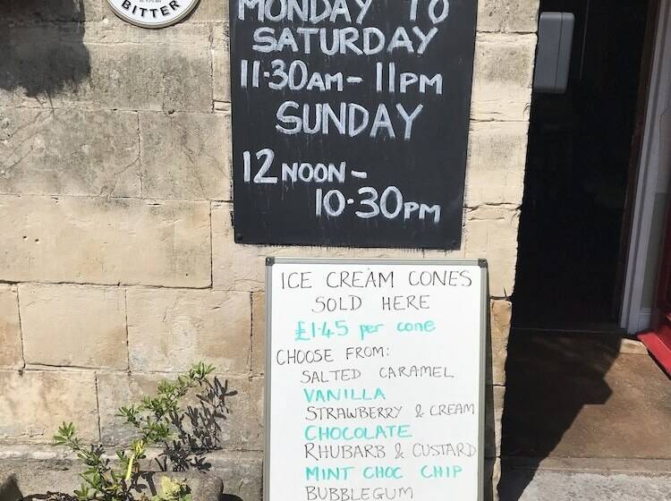 Отель The Old Pound Inn