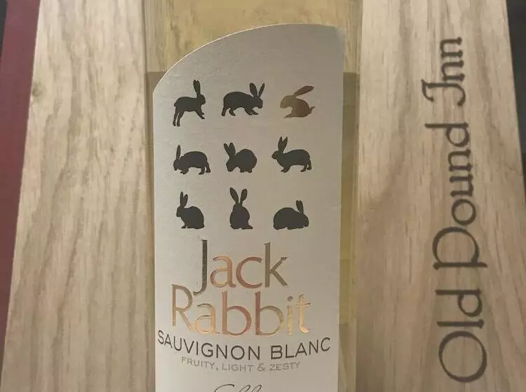 Hotelli The Old Pound Inn