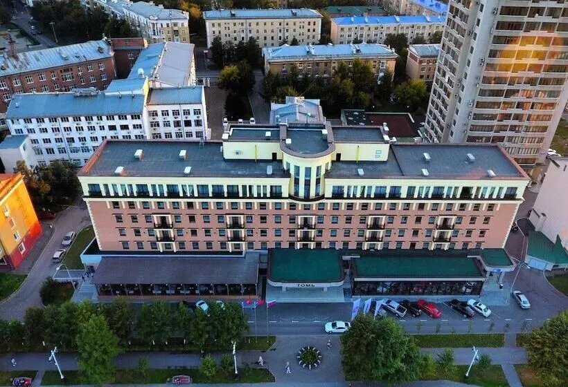 ホテル Tom River Plaza