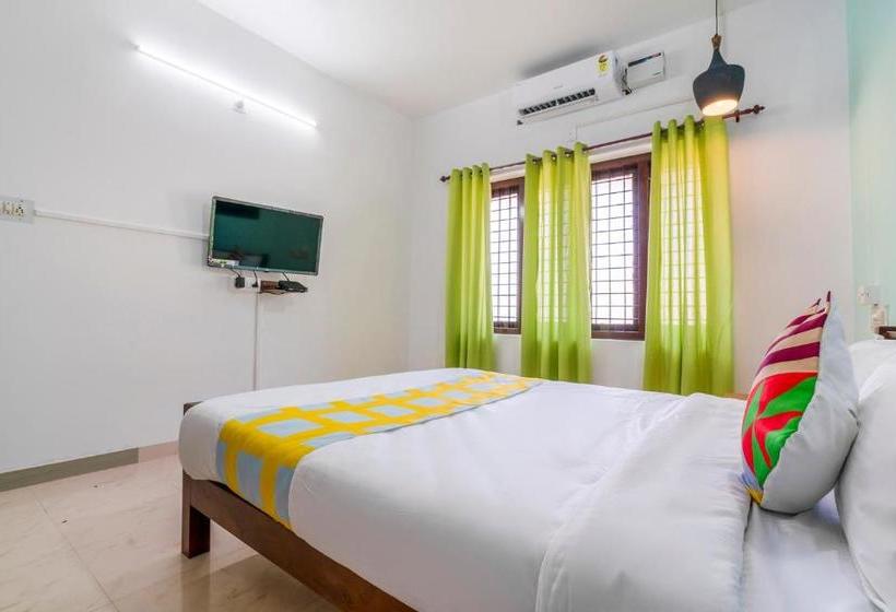פנסיון Oyo Home 65849 Elegant Tharayil Apartments 3bhk