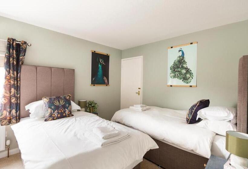 ベッドアンドブレックファースト The Fromeway