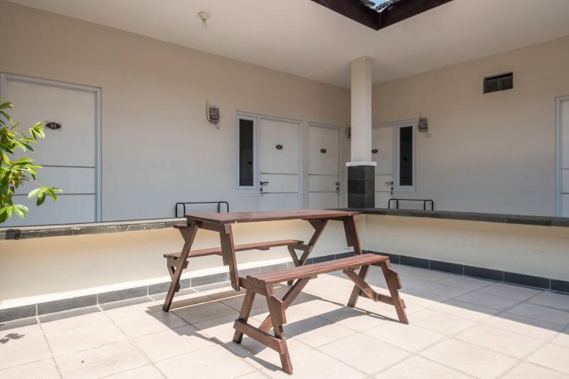 Hotel Koolkost Near Stikes Cirebon