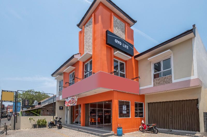 Hotel Koolkost Near Stikes Cirebon