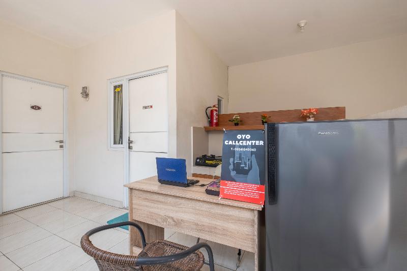 Hotel Koolkost Near Stikes Cirebon