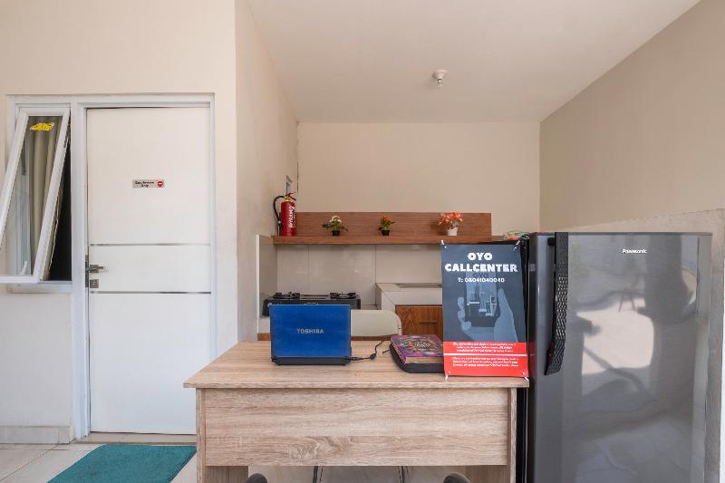 Hotel Koolkost Near Stikes Cirebon