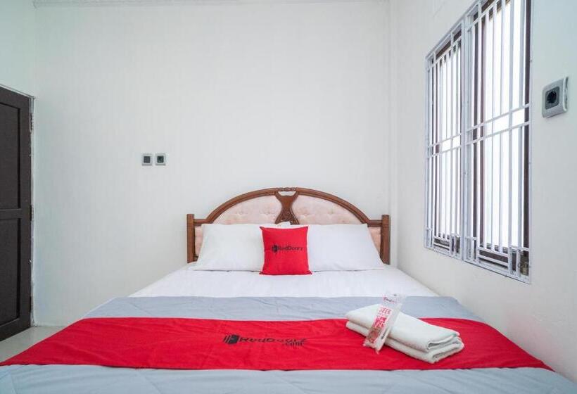 펜션 Reddoorz Syariah Near Jalan A Yani Km 8 Citraland