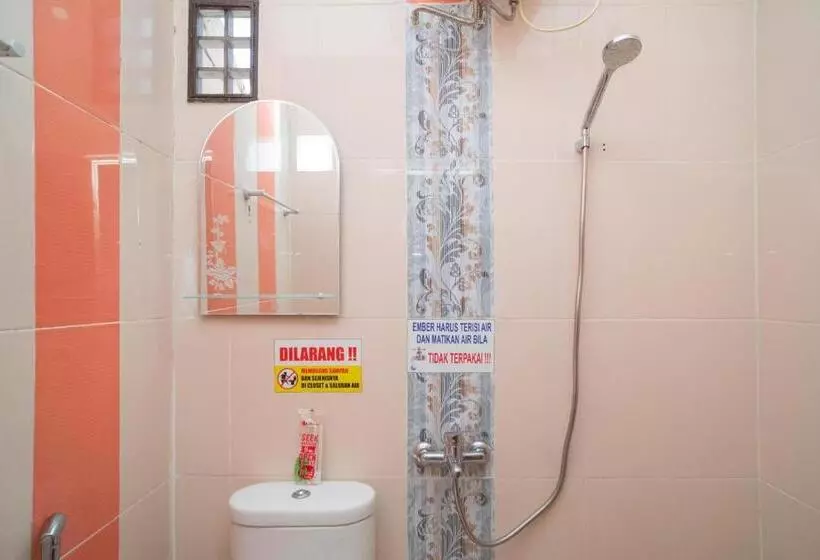 Majatalo Reddoorz Syariah Near Jalan A Yani Km 8 Citraland