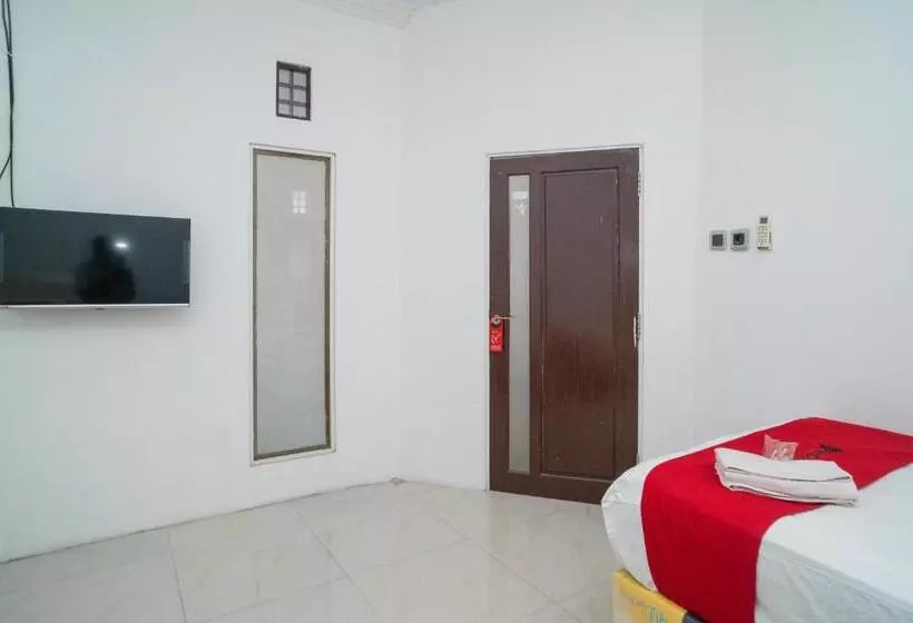 Majatalo Reddoorz Syariah Near Jalan A Yani Km 8 Citraland
