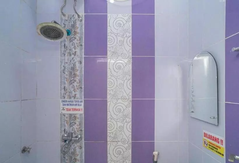 Majatalo Reddoorz Syariah Near Jalan A Yani Km 8 Citraland