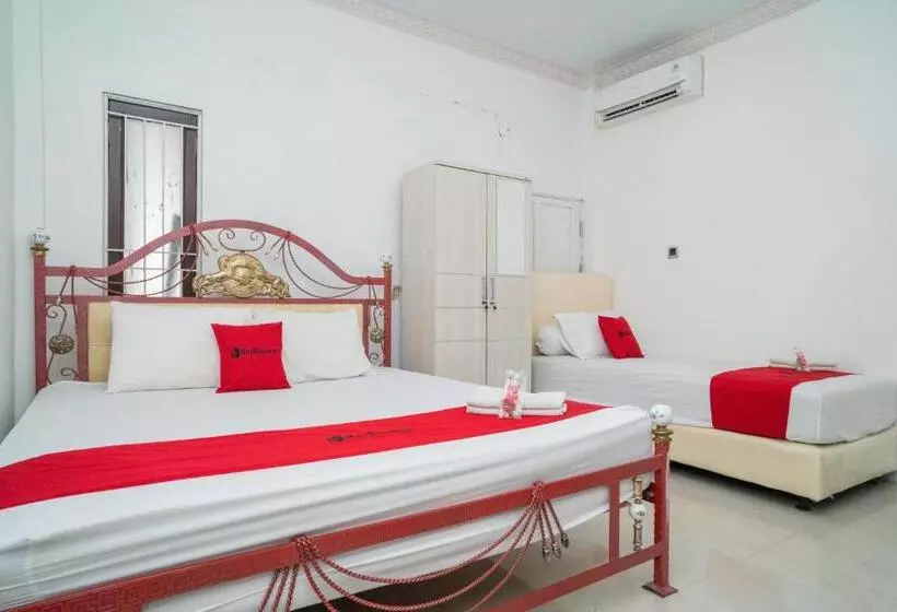 Majatalo Reddoorz Syariah Near Jalan A Yani Km 8 Citraland