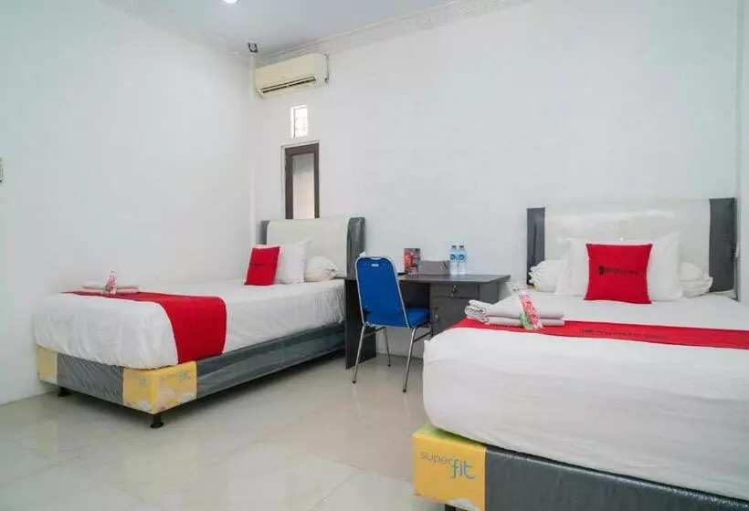 Majatalo Reddoorz Syariah Near Jalan A Yani Km 8 Citraland