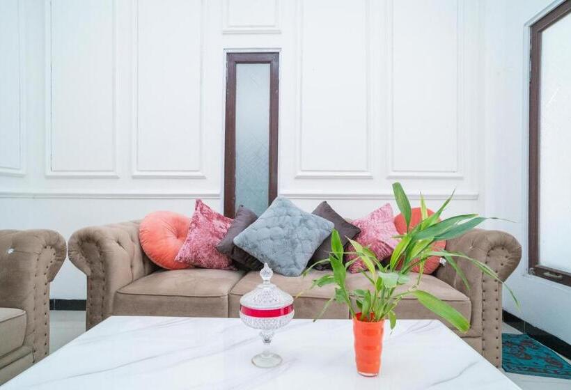 펜션 Reddoorz Syariah Near Jalan A Yani Km 8 Citraland