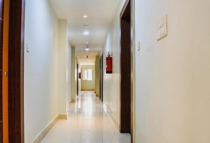 Hotel Capital O Jai Adisson