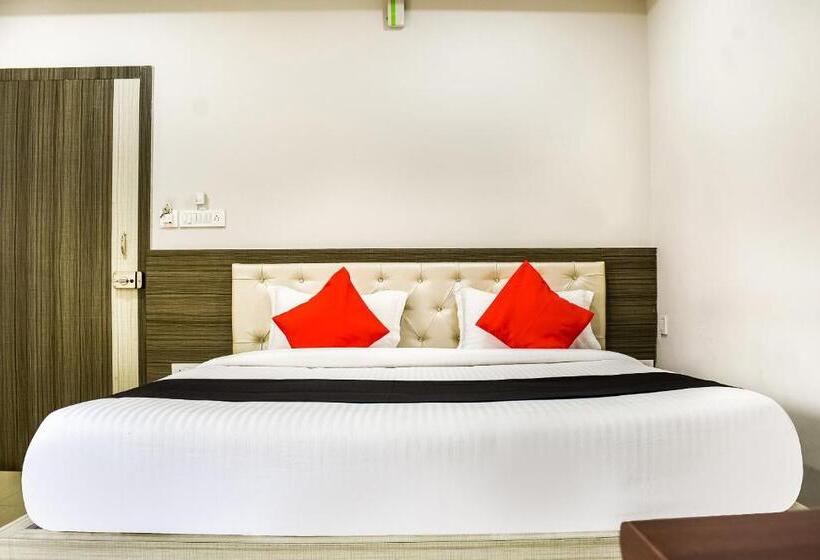 Hotel Capital O Jai Adisson