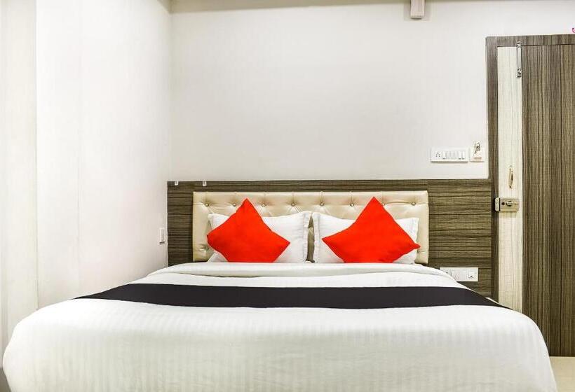 Hotel Capital O Jai Adisson