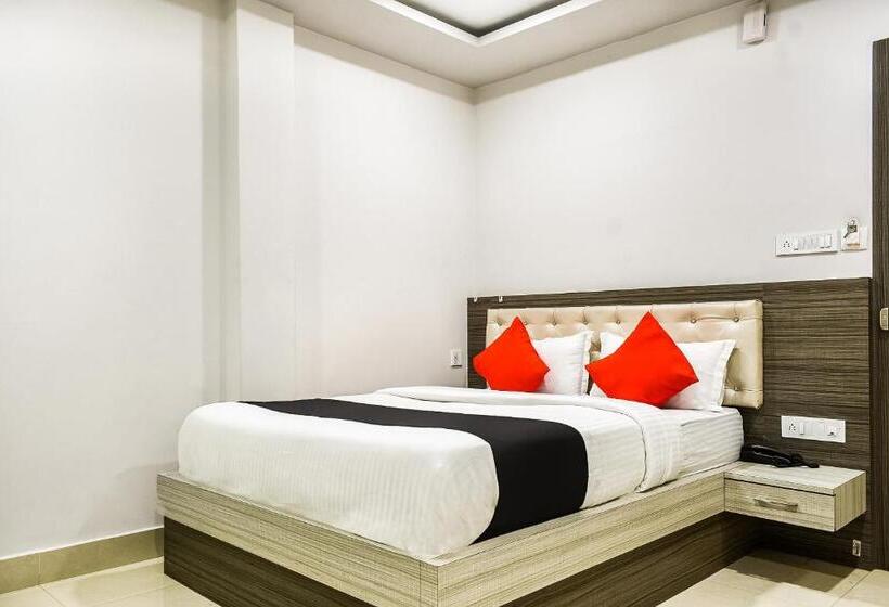 Hotel Capital O Jai Adisson