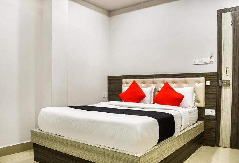 Hotel Capital O Jai Adisson