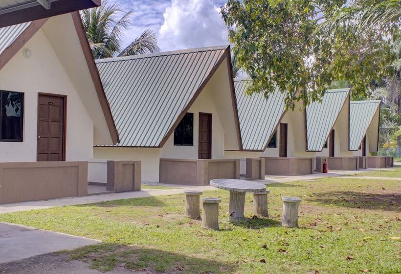 Hotel Oyo 89896 Sedili Inn Resort