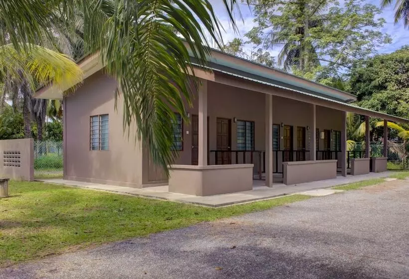 Hotelli Oyo 89896 Sedili Inn Resort