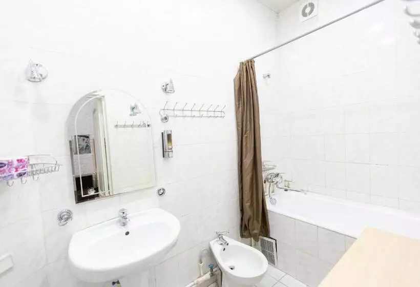 Light Hostel
