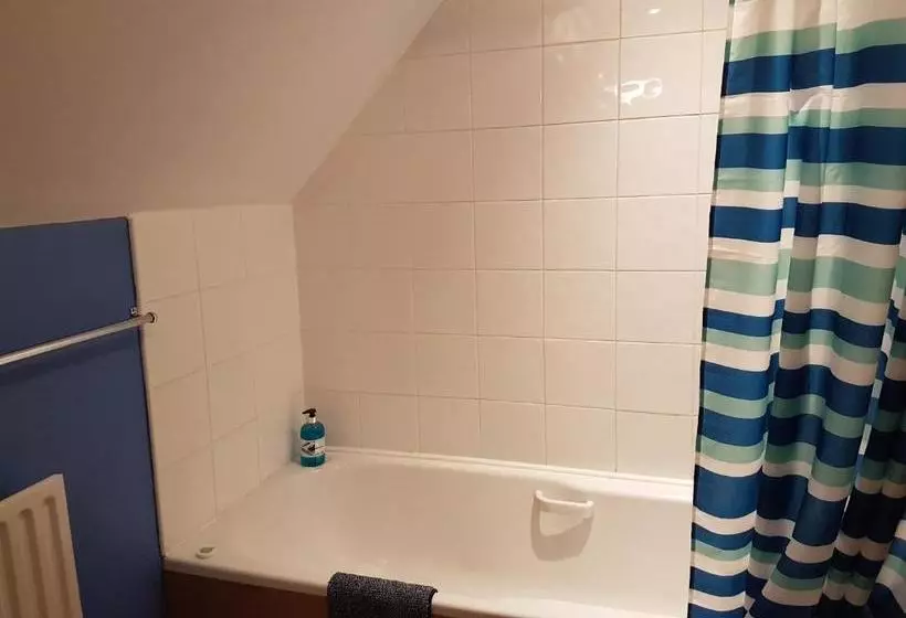 Aamiaismajoitus (B&B) Ivy Farm Accommodation