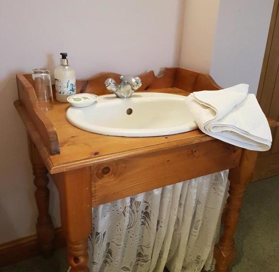 Aamiaismajoitus (B&B) Ivy Farm Accommodation