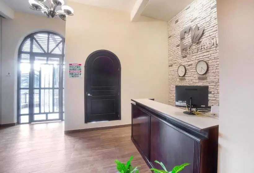 Hotelli Capital O Descanso Inn