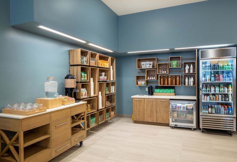 酒店 Element Iowa City