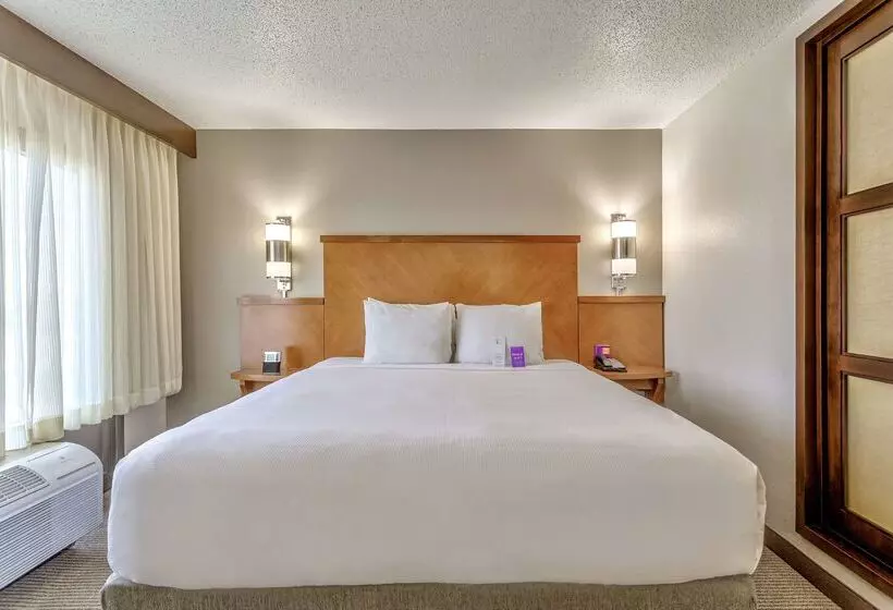 Отель Hyatt Place Kansas City/overland Park/convention Center